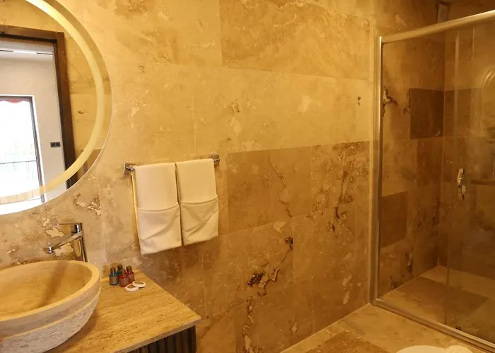 מלון Erdu Cappadocia Stone House 3*